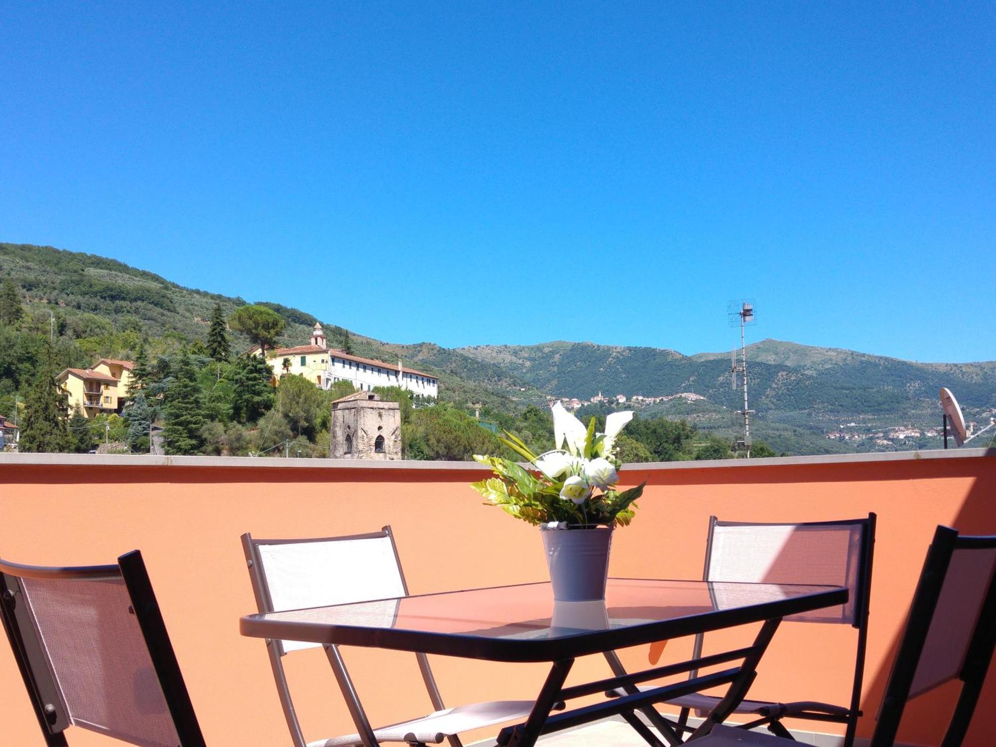 Il Cuore Del Borgo - Apartment Borgomaro